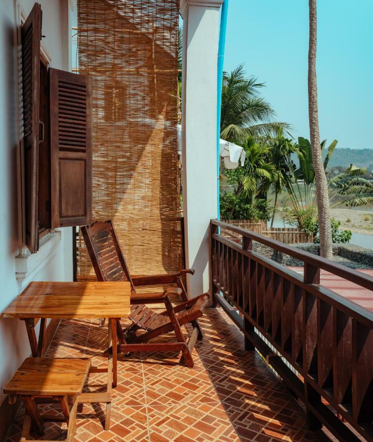 Mao Phasok Riverside Guesthouse Луанг Прабанг Екстериор снимка
